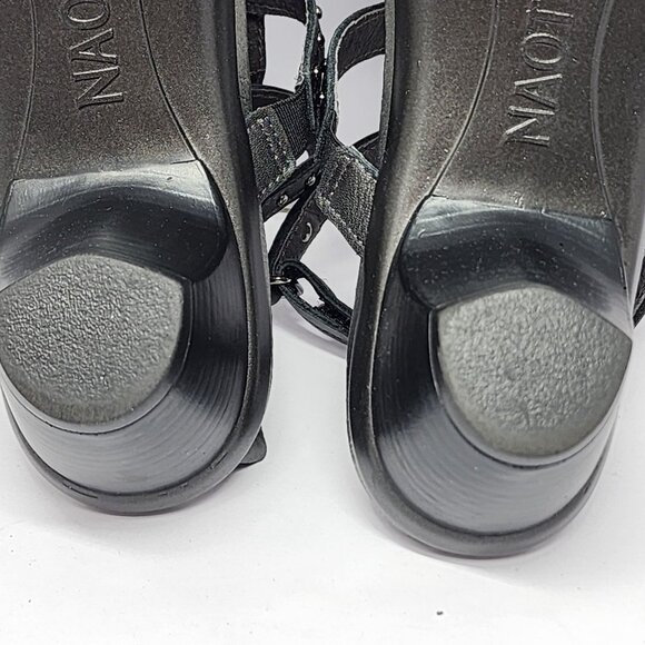 Naot Womens size 8 Sandals Black Leather Studded EU 39 US - Picture 10 of 11
